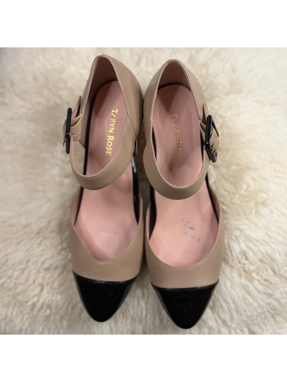 Taryn Rose Women’s Beige Black Cap Toe Ankle Strap Pumps Block Heel Size 9